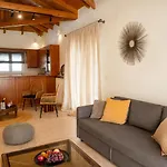 Niobe Luxury * Лоутраки